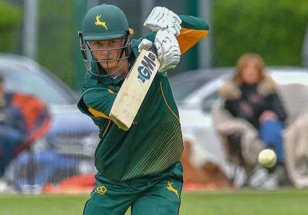 All-rounder Joey Evison is to join Kent