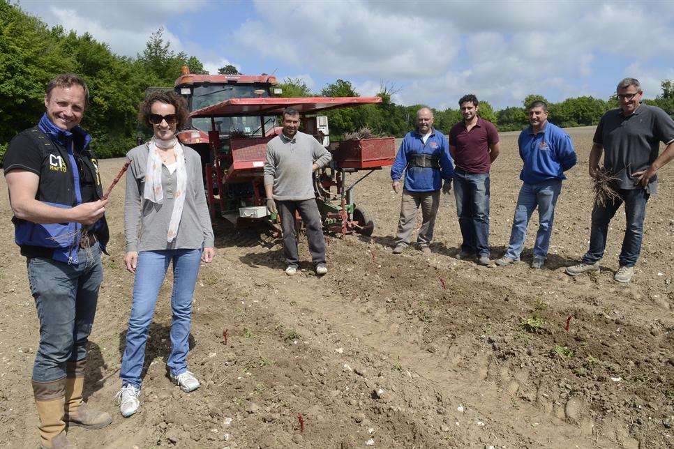 Charles and Ruth Simpson and their team who are planting a new vineyard in Barham