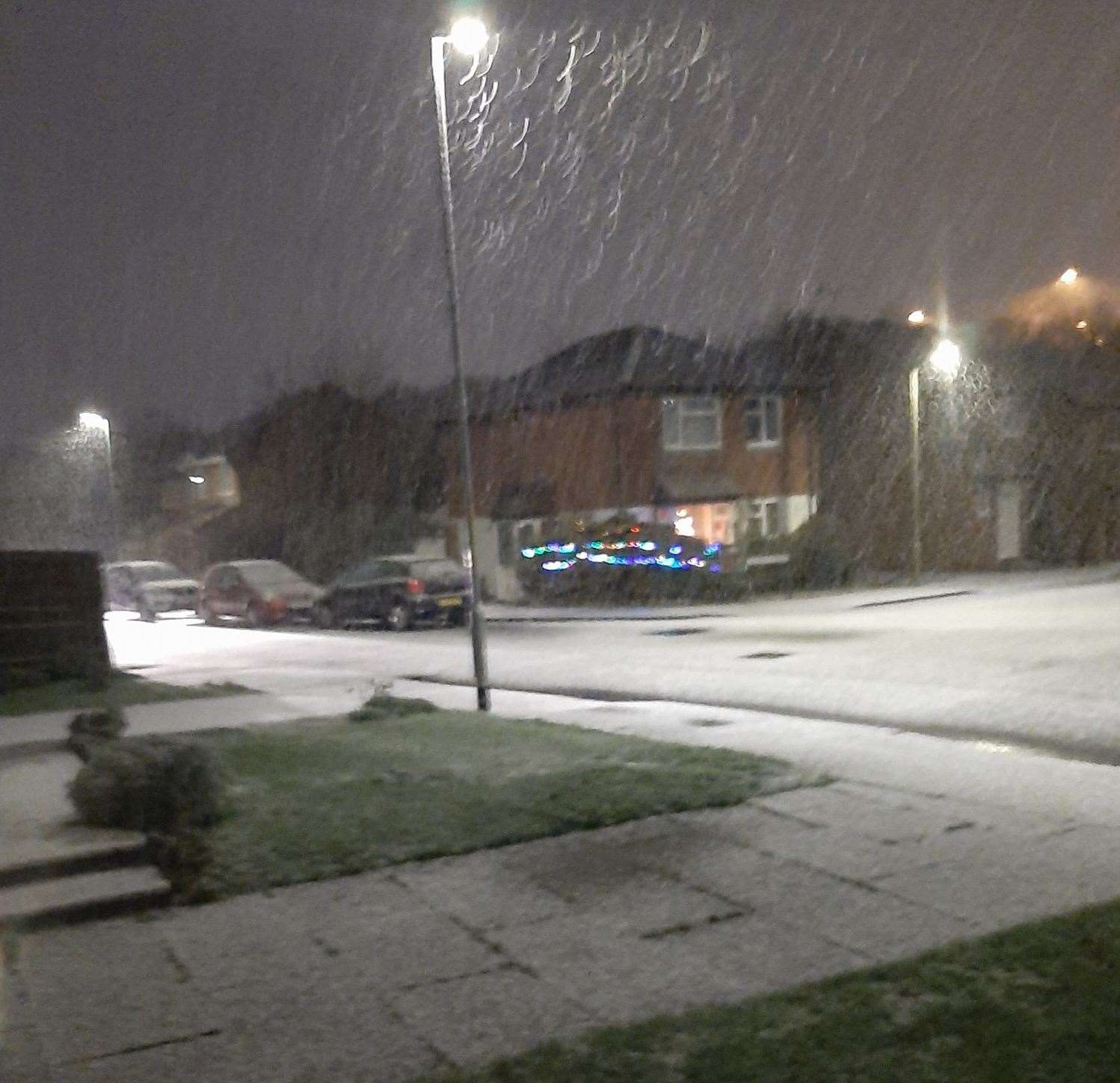 Snow in Ashford this evening. Picture: Maz Schofield