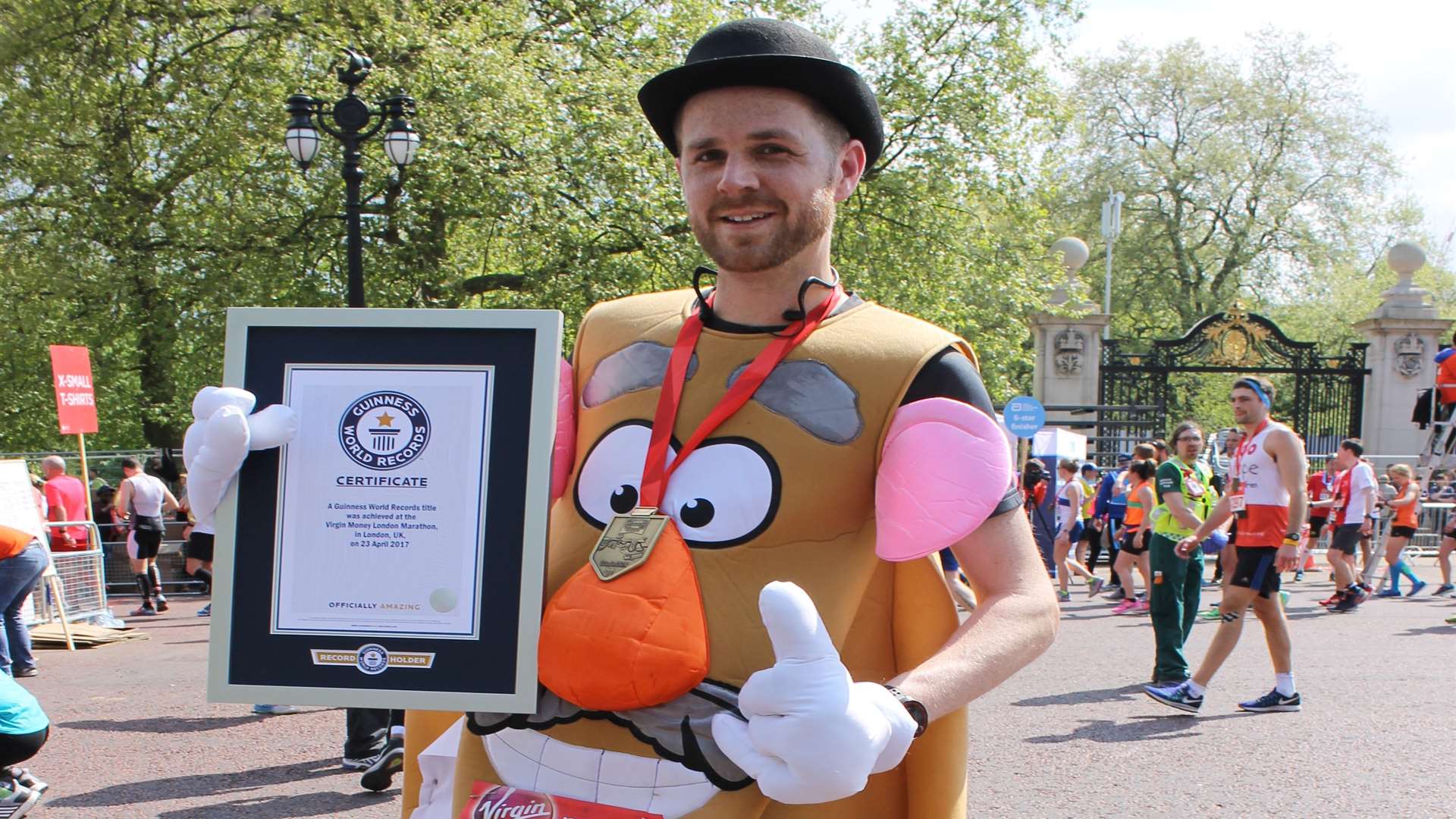 Philip Powell broke a world record for running the fastest London marathon dressed as Mr Potato Head. Photo: Guinness World Records