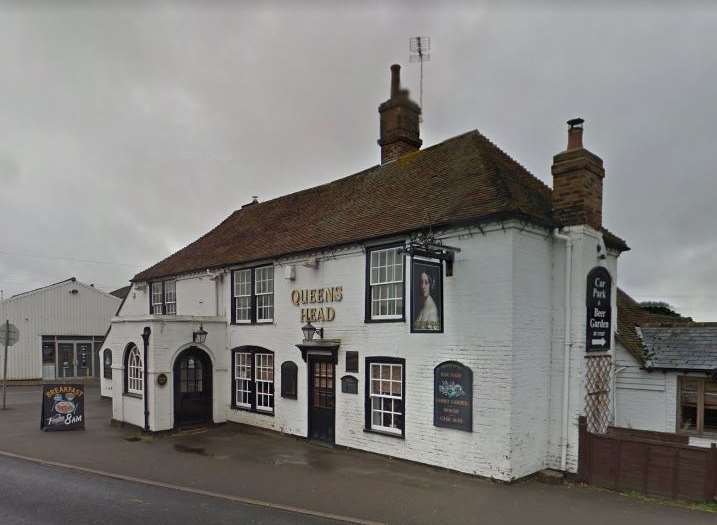 The Queen's Head pub in Kingsnorth. Credit: Google Maps