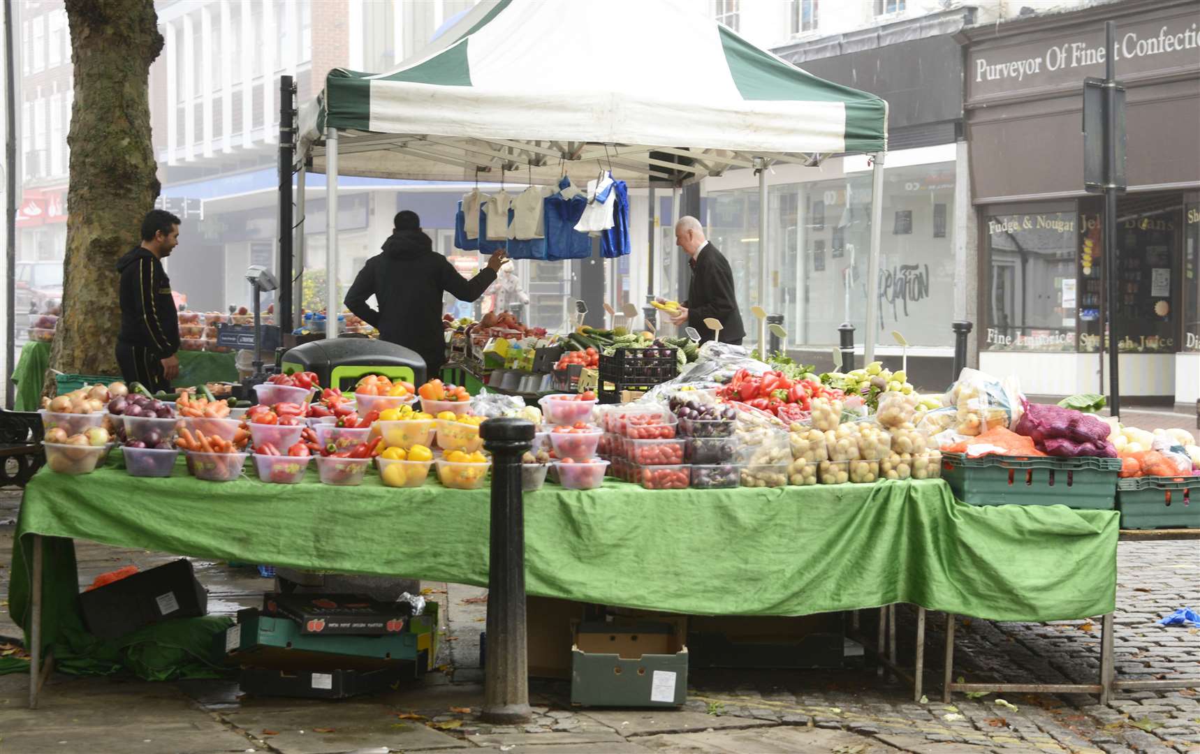 Stallholders want to move back to the upper high street. Picture: Paul Amos