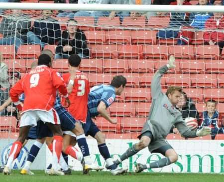 Nicky Weaver can't stop Lewin Nyatanga making it 2-0. Picture: Barry Goodwin