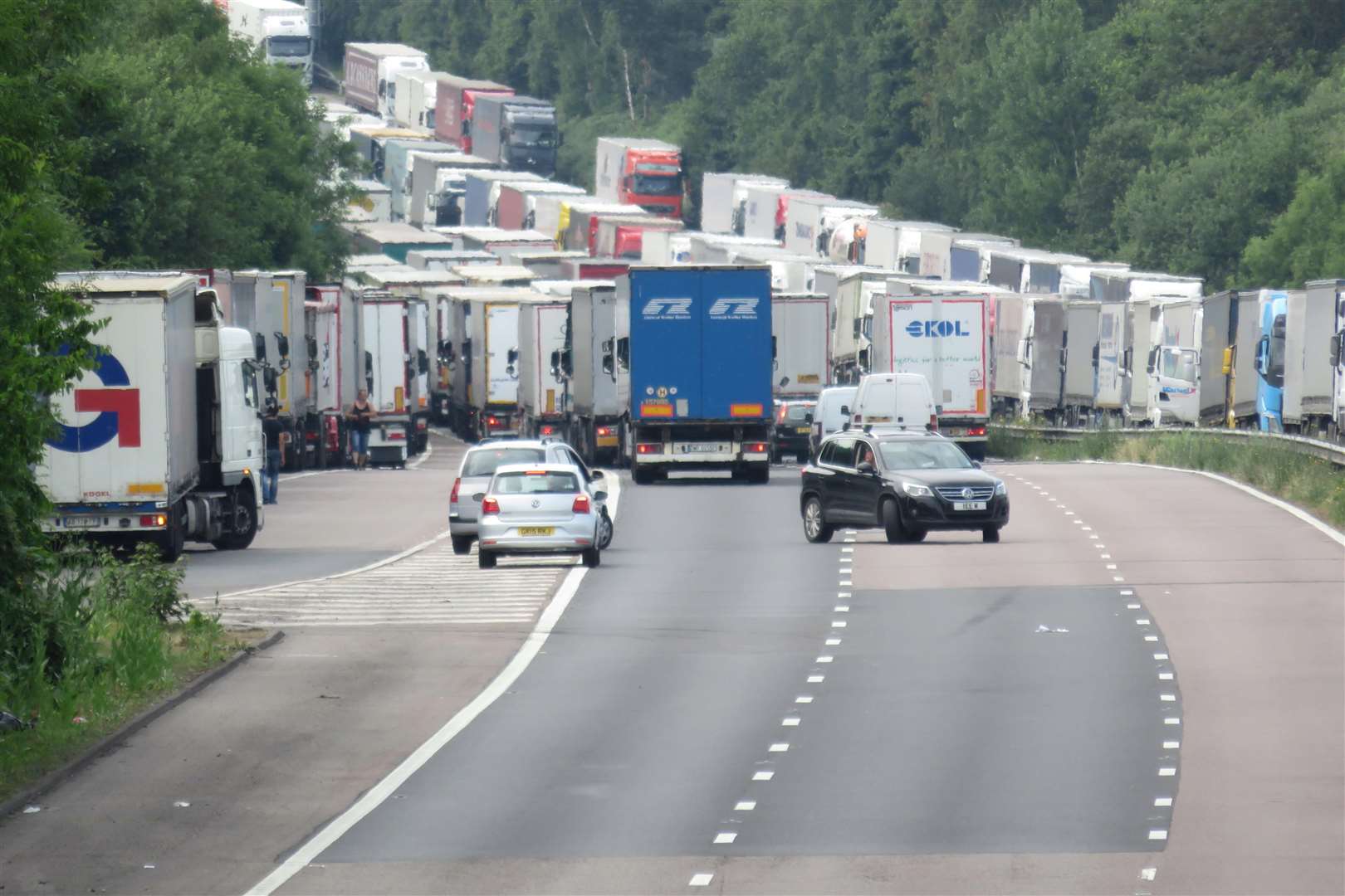 A driver faced with a massive queue of lorries on the M20 thanks to Operation Stack in 2015 tries to do a u-turn to return to the slip road. Picture: Andy Clark