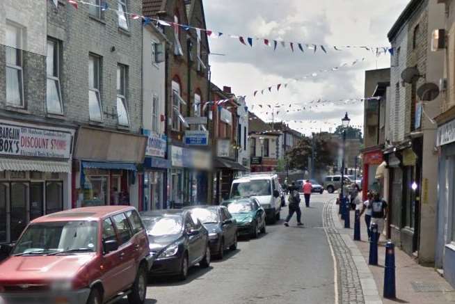 A man was found dead in Queen Street, Gravesend. Picture: Google.