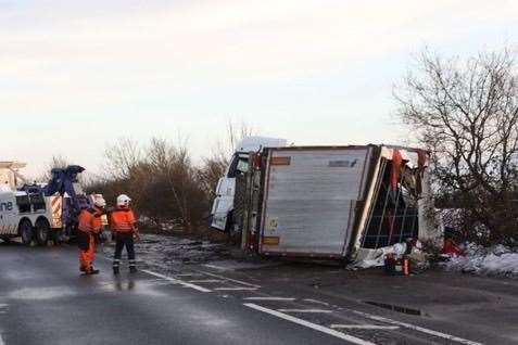 The lorry has blocked the road. Picture: Uknip