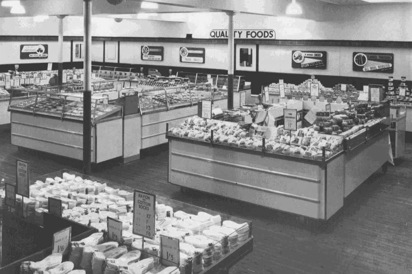 Marks and Spencer in 1952