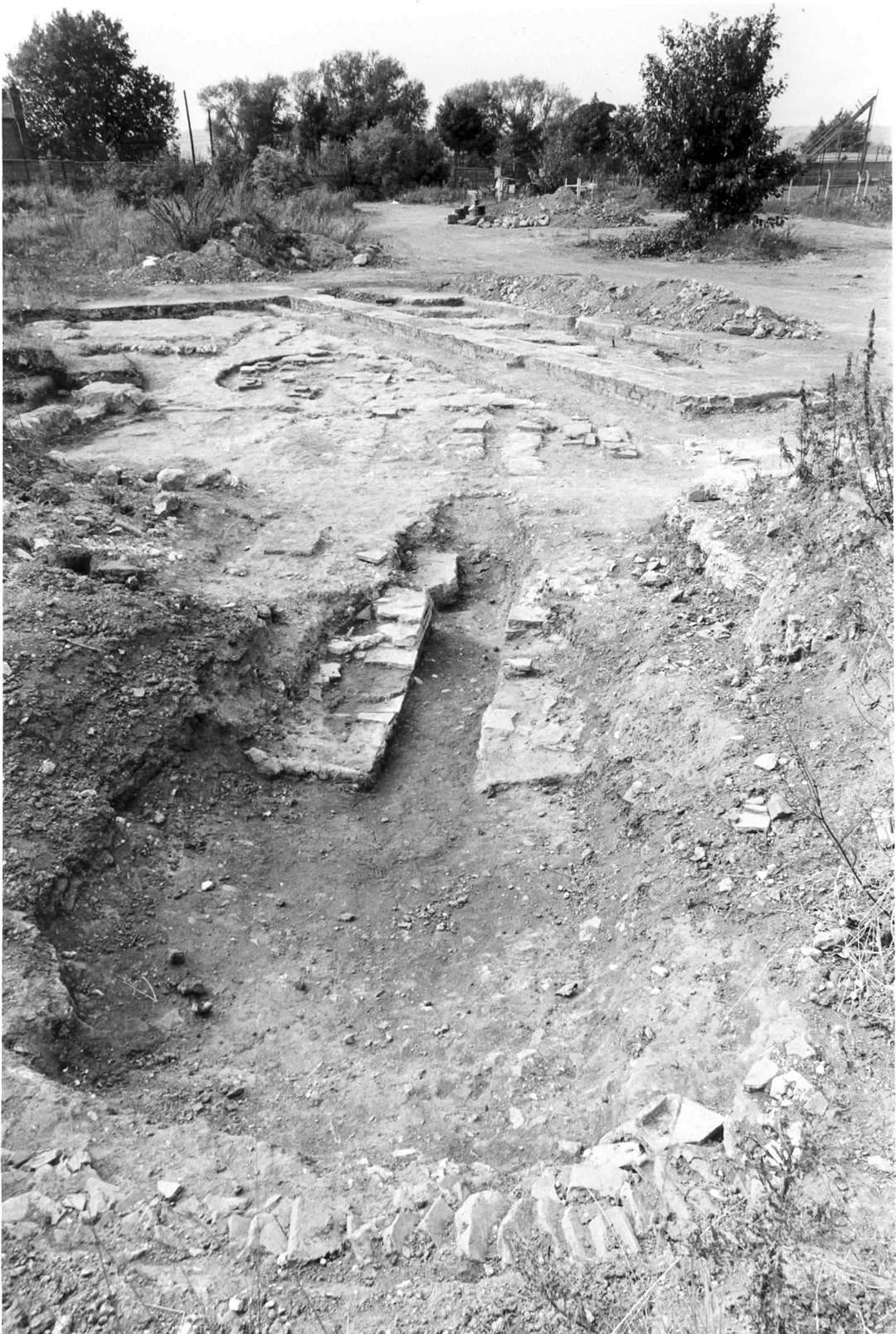 Roman Villa site at Snodland in 1985, now part of a housing development off Church Field, 200m north of All Saints Church
