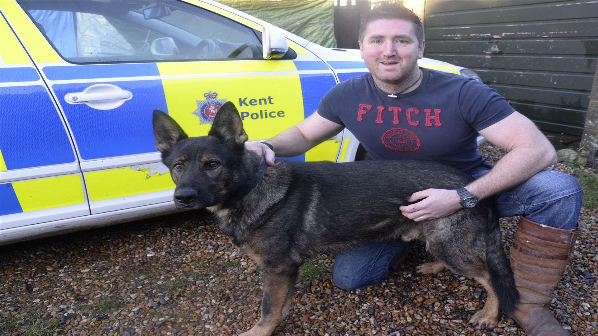 Police Officer Paul Donovan and his dog Dexter. Picture: Chris Davey