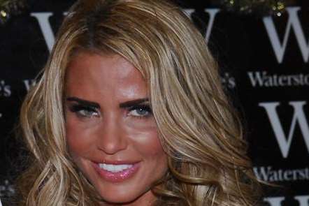 Katie Price at a Bluewater book signing