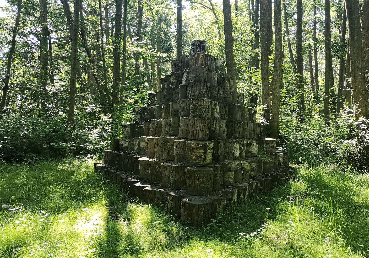 A log pyramid at Penshurst Place