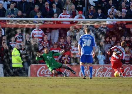 Ross McCormack beats Jason Brown from the spot to make it 2-0. Picture: MATTHEW READING