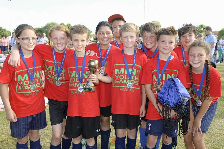 World Cup Runners Up, Thames View as Wales. Medway Mini Youth Games World Cup Tournament, from Anchorians Sports Club, Gillingham.