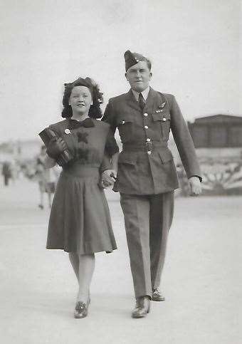 Marjorie and Norman at Weston-super-Mare in 1947