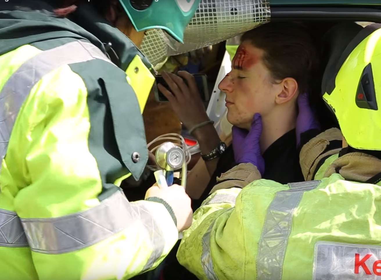 Firefighters and paramedics join forces in simulated car crash exercise