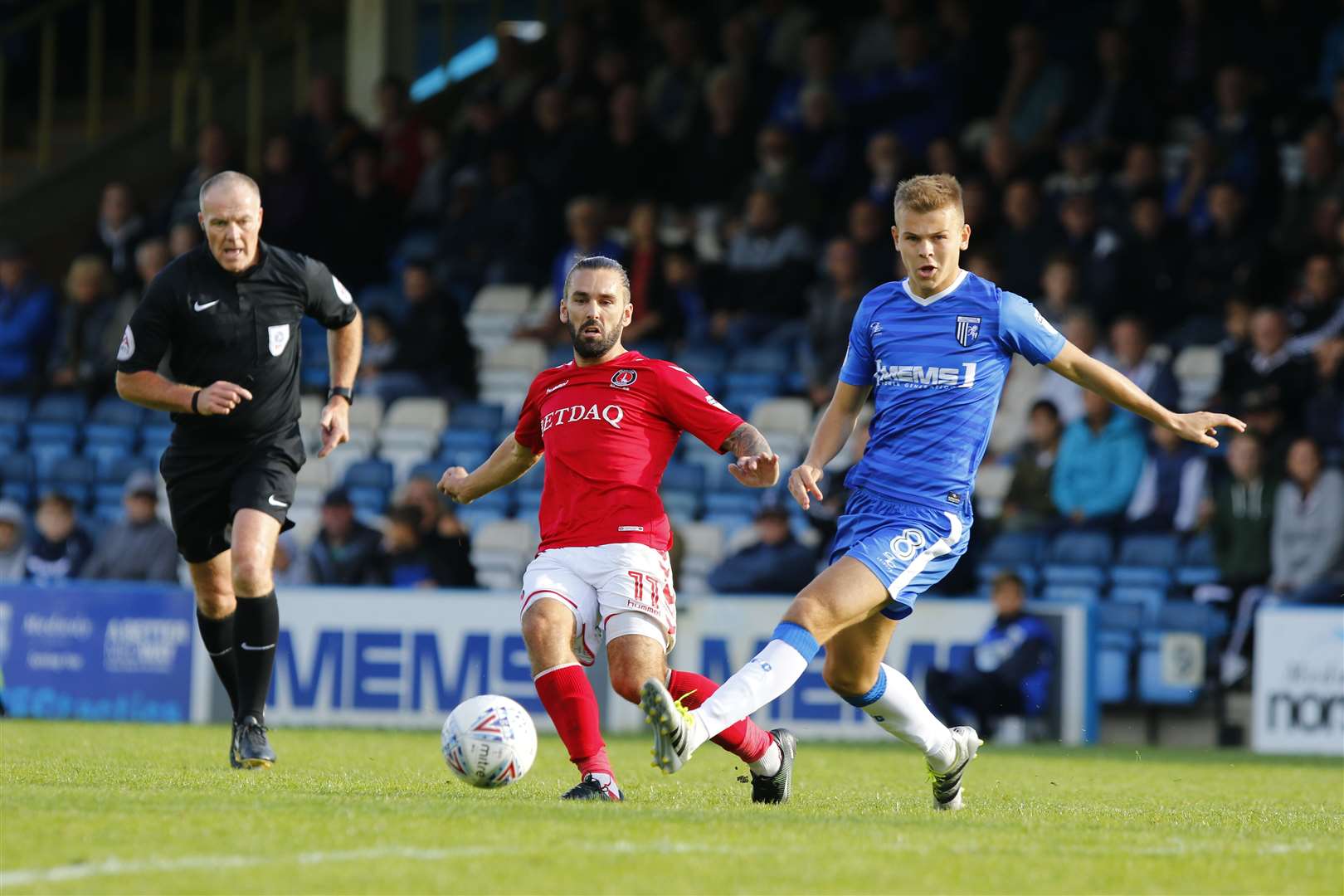 Ricky Holmes in action against the Gills Picture: Andy Jones