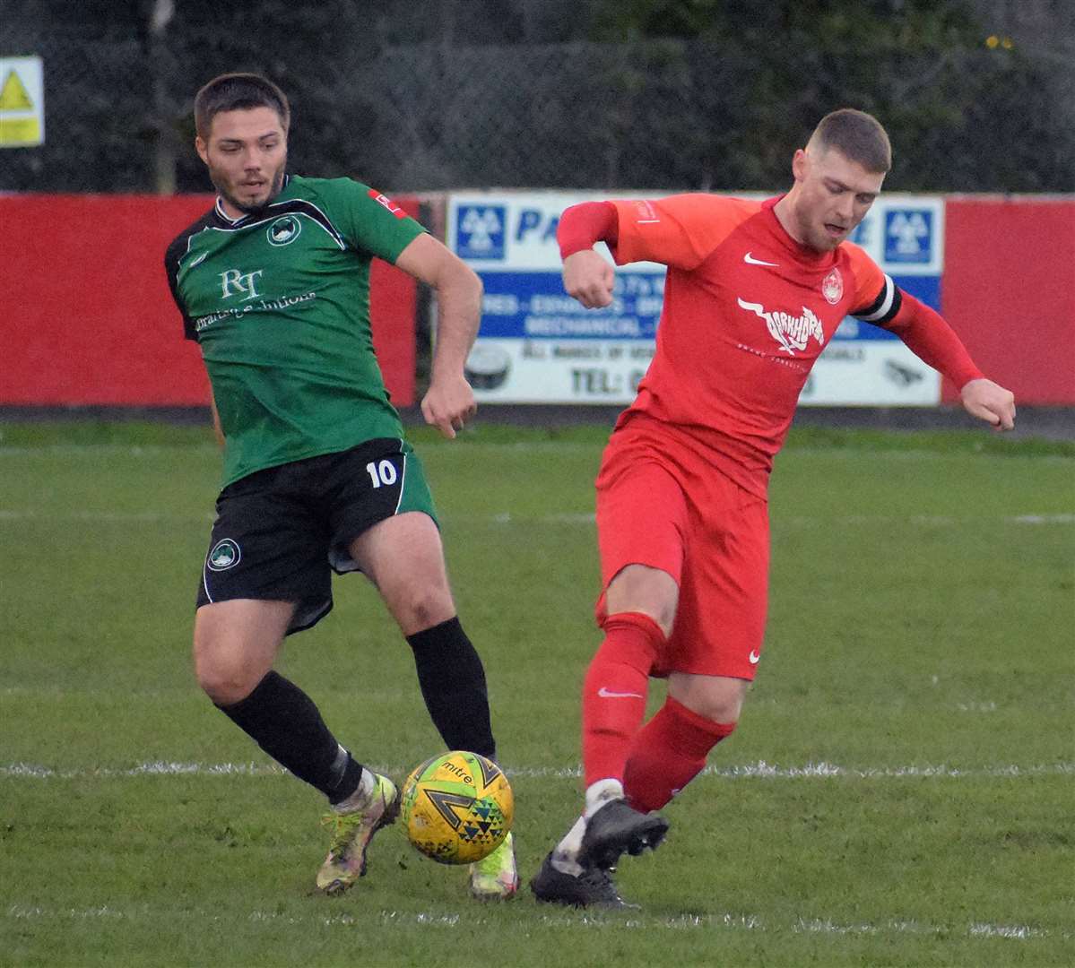 Hythe Town take on Phoenix Sports at Reachfields Picture: Randolph File