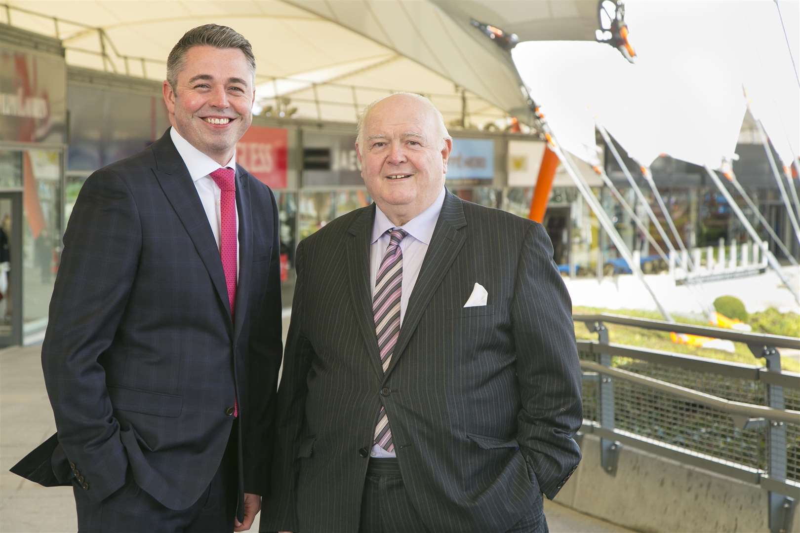 Peter Corr and Cllr Gerry Clarkson at the Designer Outlet (1369693)