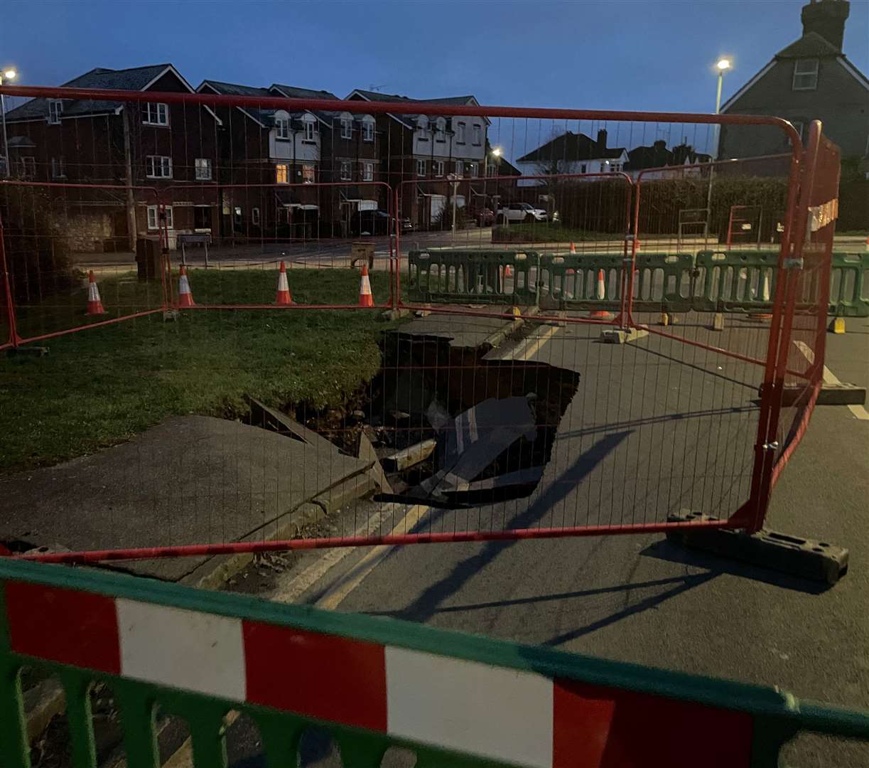 Fences and barriers around the sinkhole