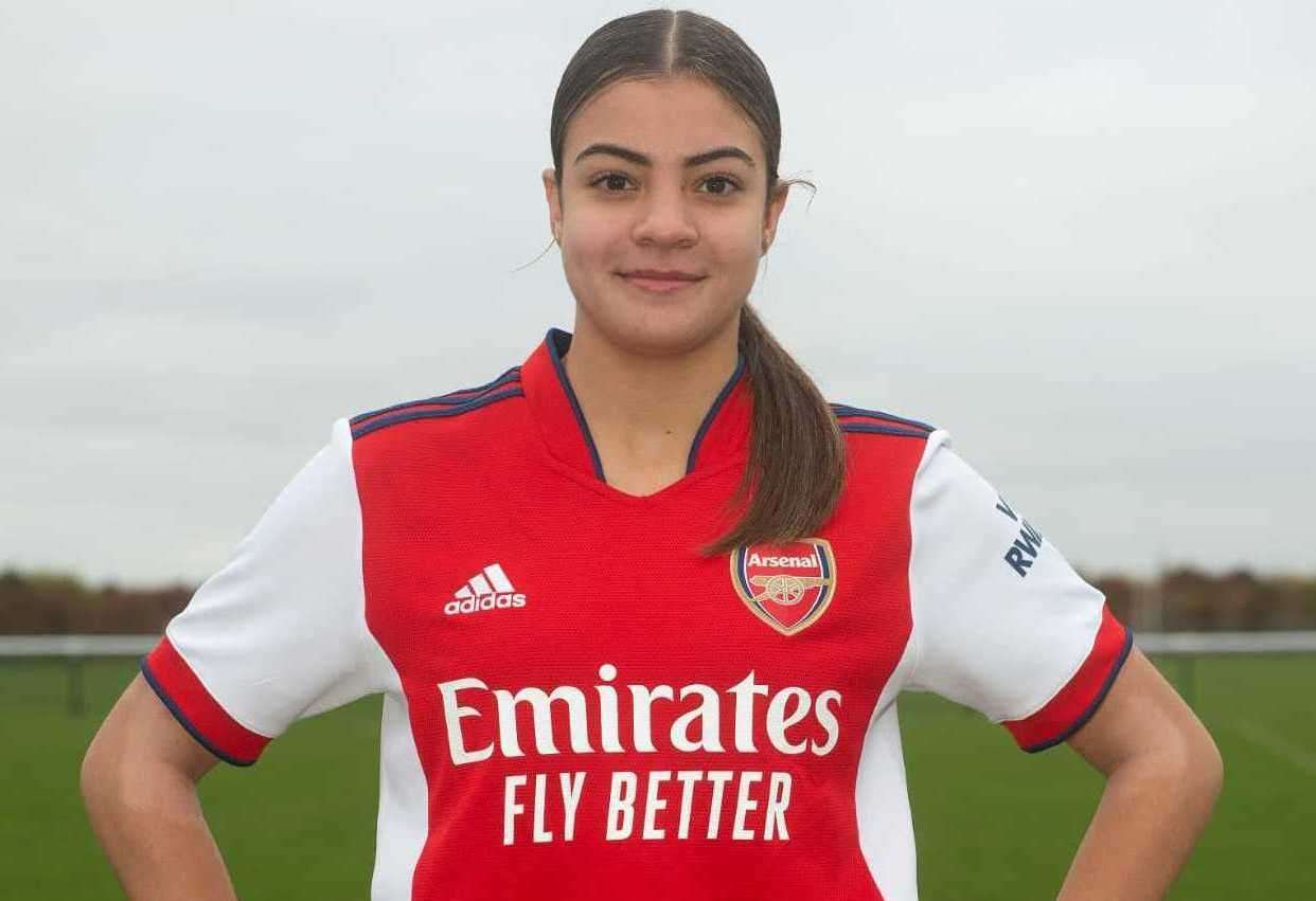 Fulston Manor pupil offered two-year programme with Arsenal Women FC
