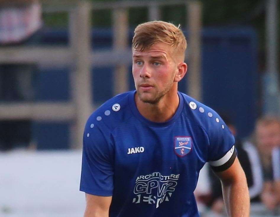 Margate captain Ben Swift has committed for another season at the club