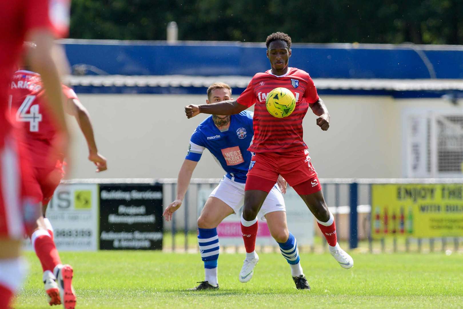 Former Charlton man Brandon Hanlan in action for the Gills Picture: Andy Payton