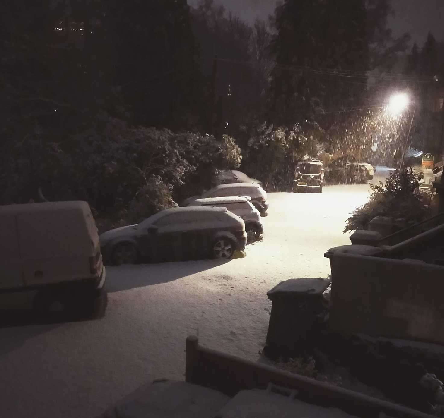 Snow is coming down in Tunbridge Wells. Picture: Vicki Bareham