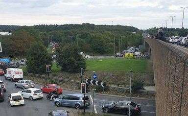 A man has died after falling from the A20 in Sidcup. Picture: @jonathan0158 / Twitter