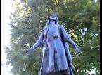 Princess Pocahontas statue in Gravesend
