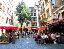 Restaurants and bars in the old town of Lyon are perfect for a spot of lunch and people-watching.