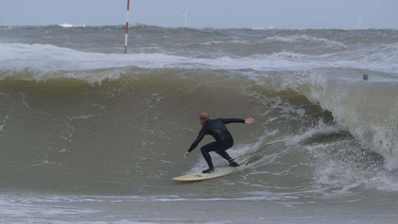 Dan Chapman surfing at Viking Bay Picture: Malcom Kirkilade