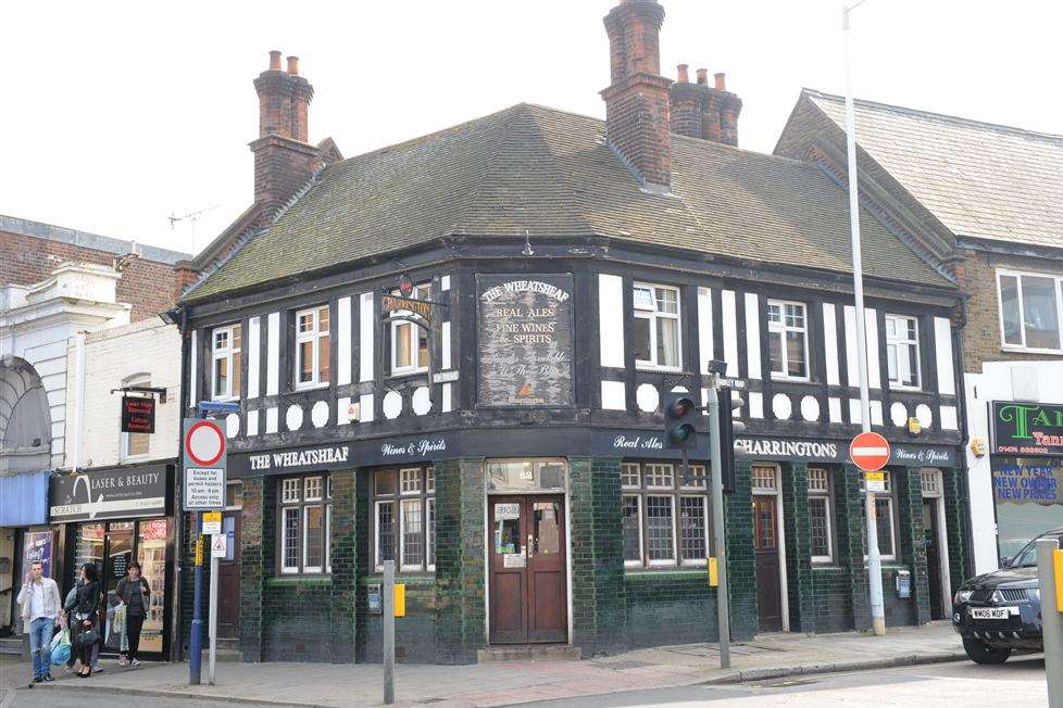 The Wheatsheaf pub, New Road, Gravesend