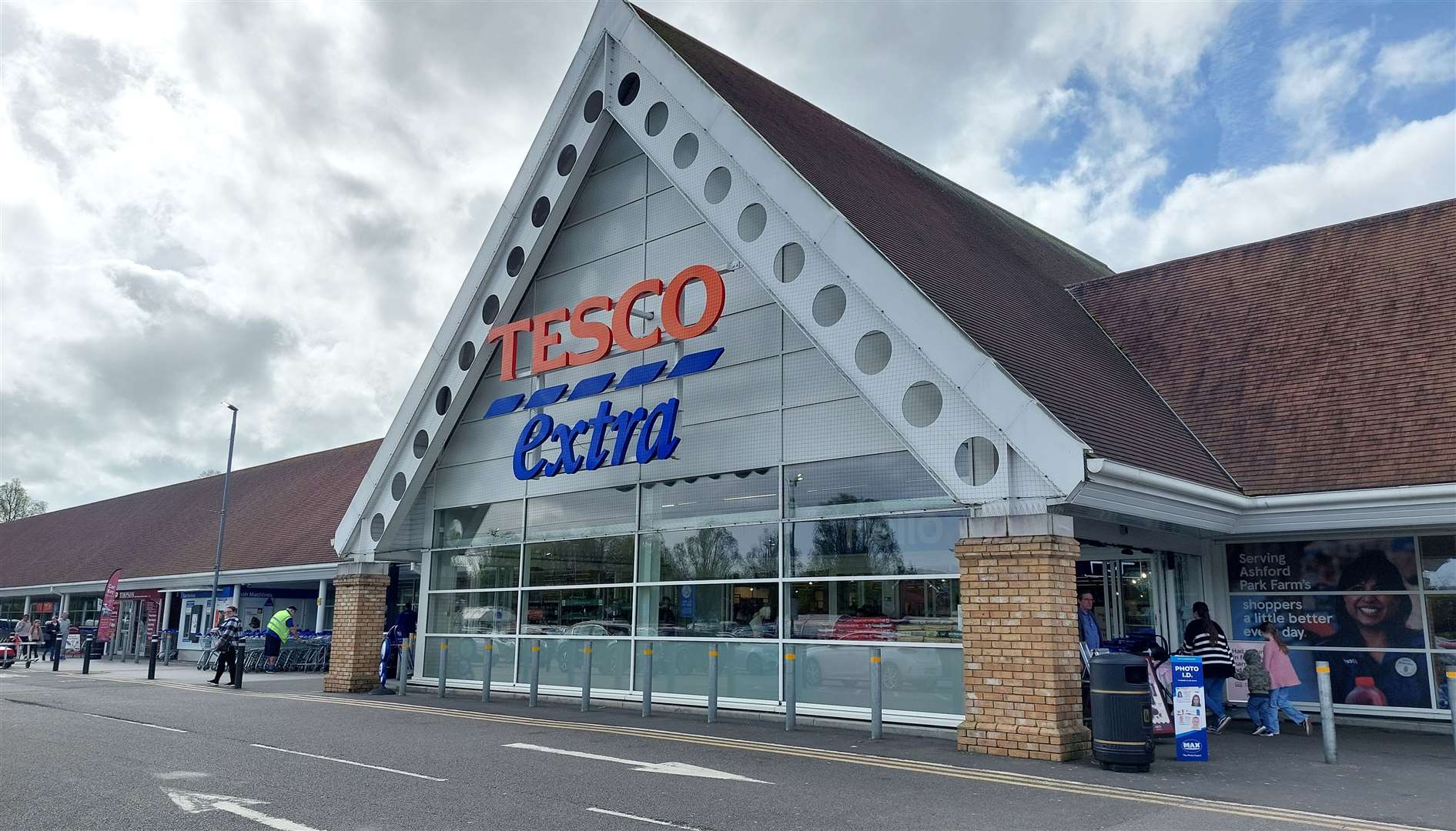 Park Farm Tesco in Ashford is the latest supermarket to offer IKEA click and collect