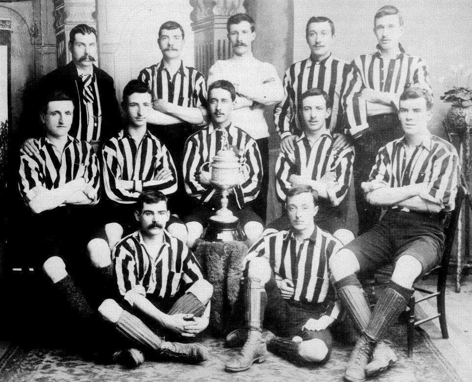 The New Brompton team of 1893-94 (3550534)