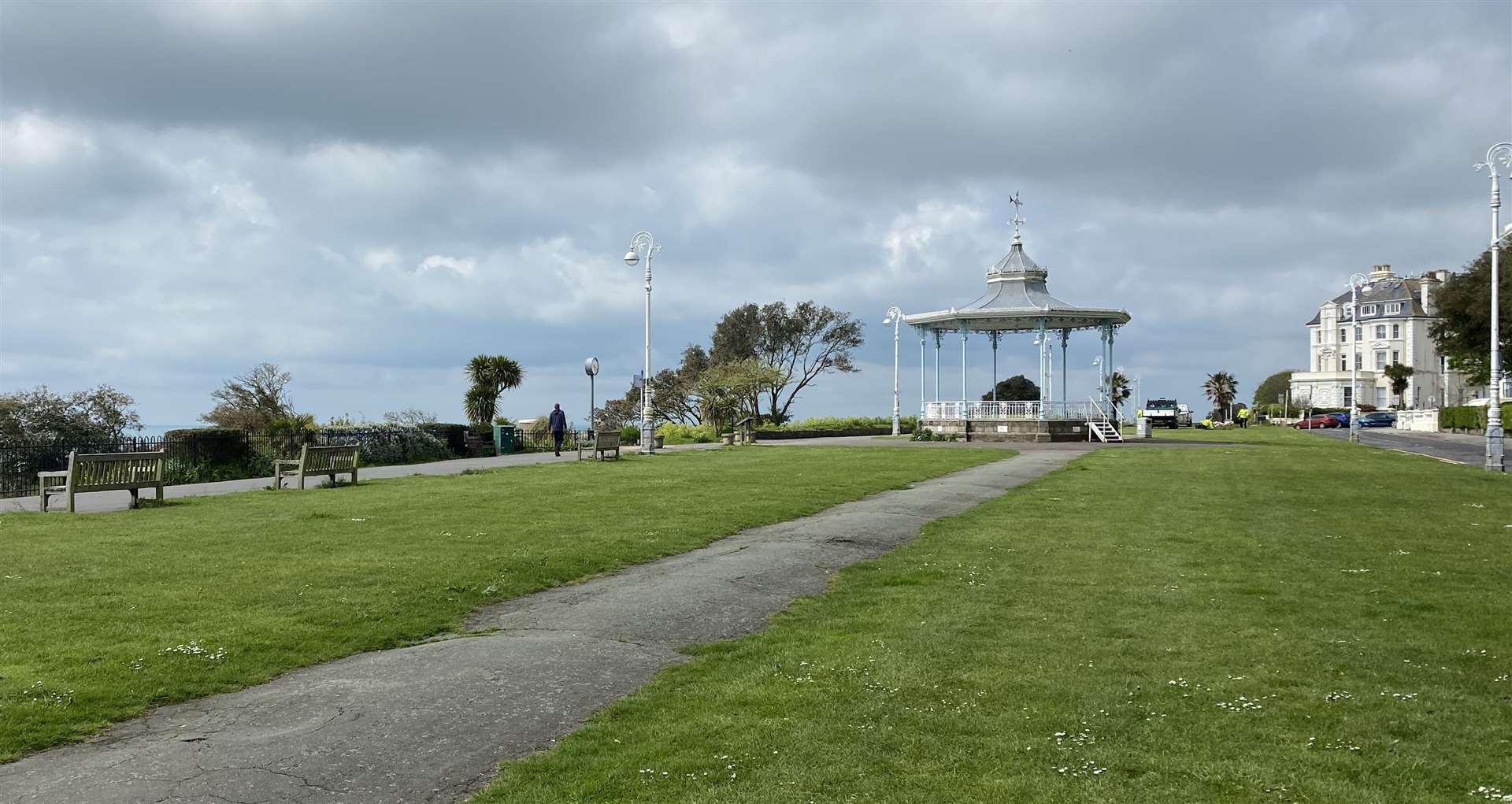 A man and his dog were attacked on The Leas in Folkestone