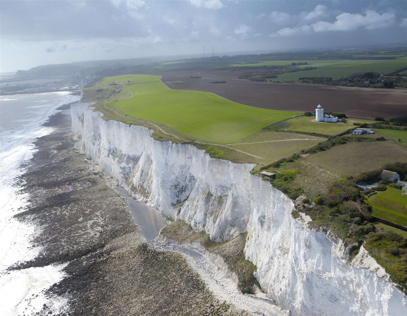 A perfect spot for Kentish romance - the White Cliffs of Dover