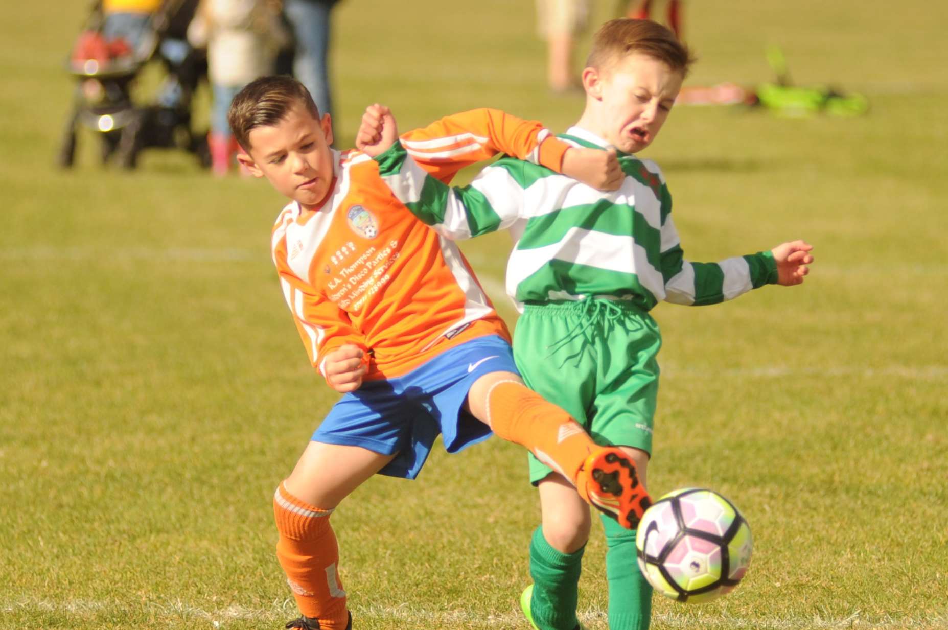 The under-8s from New Ash Green and Cuxton 91 battle it out Picture: Steve Crispe