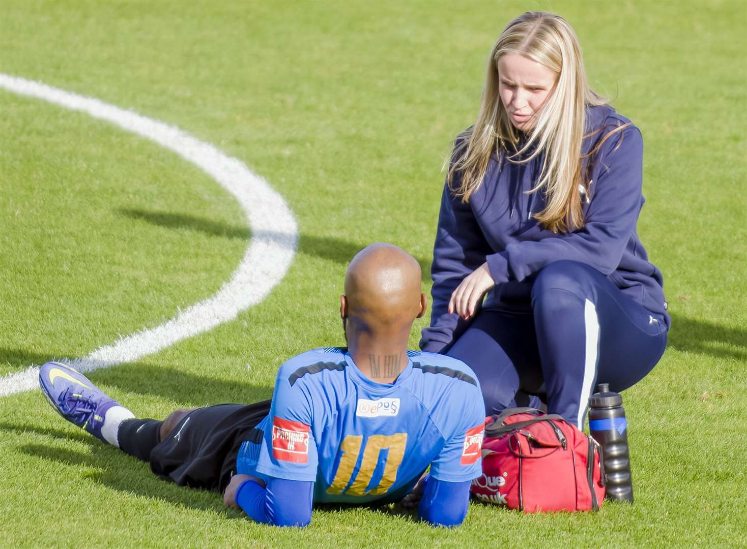 Sevenoaks lost striker Ryan Gondoh to injury after two minutes. Picture: Ed Miller/EUFC