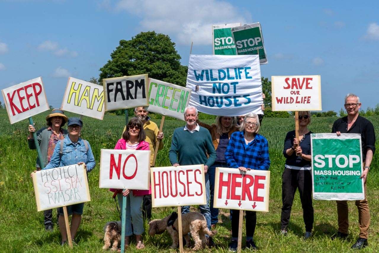 A crowd turned up to object to the plans to build on Ham Farm in Faversham