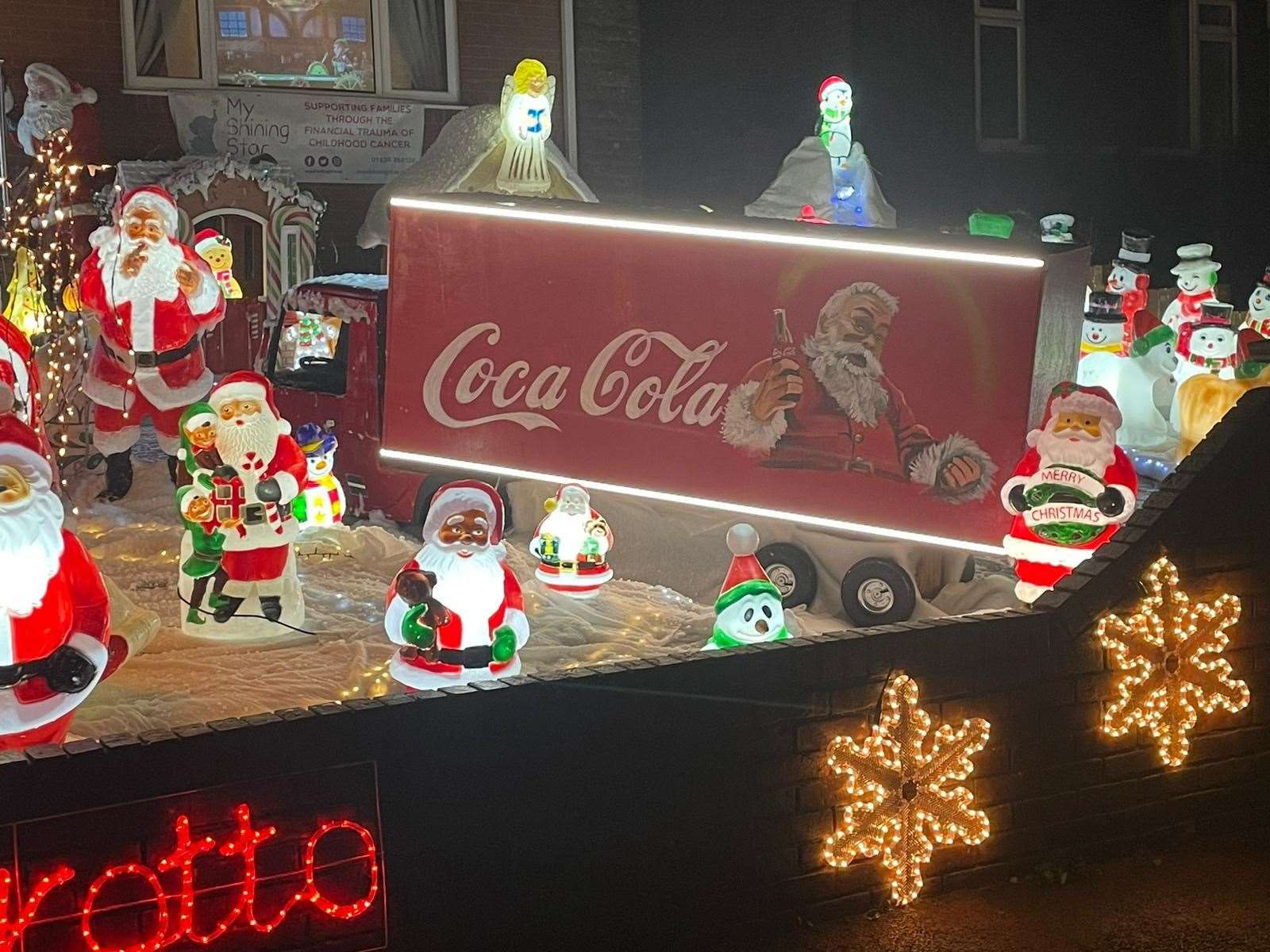 Zoe spent £1,000 building a replica of the Coco-Cola truck