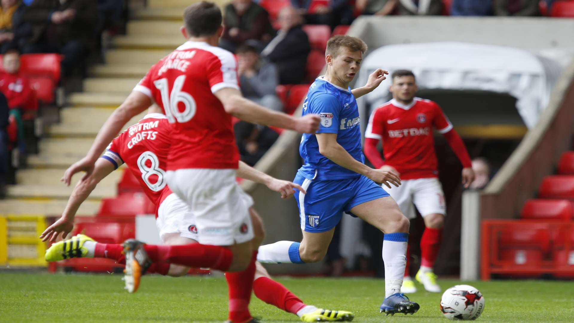 Jake Hessenthaler looks for a blue shirt Picture: Andy Jones