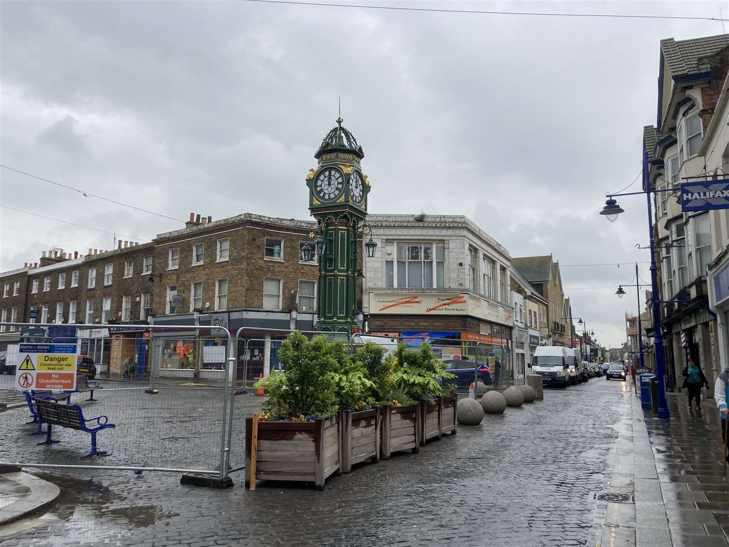 No bunting or celebrations for Sheerness clock tower