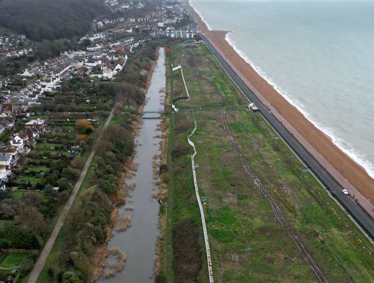 Princes Parade sits between the beach at Hythe and the Royal Military Canal