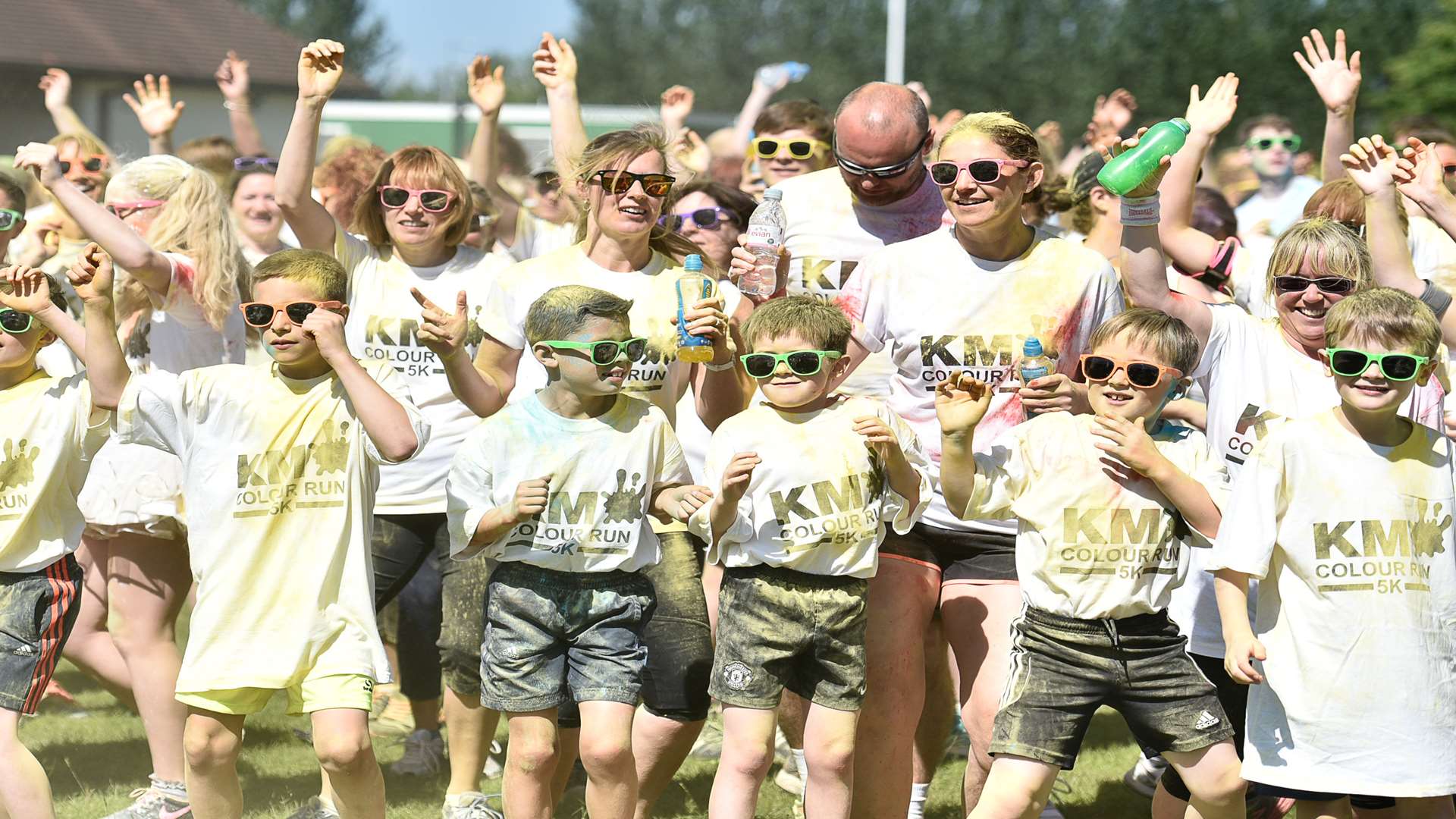 Booking is now open for the KM Colour Run 2016 staged at Betteshanger Park, Nr Deal on Sunday, June 12.