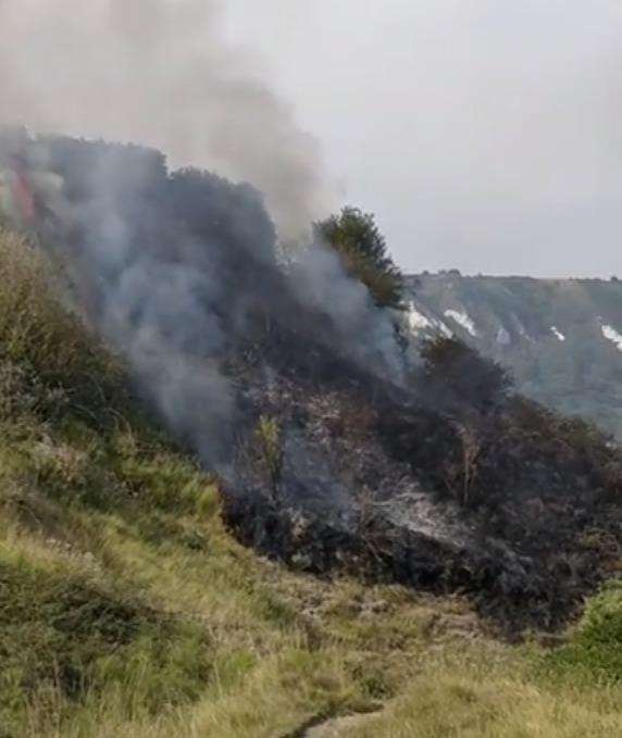 The fire on East Cliff. Credit: Dan Desborough (3508694)