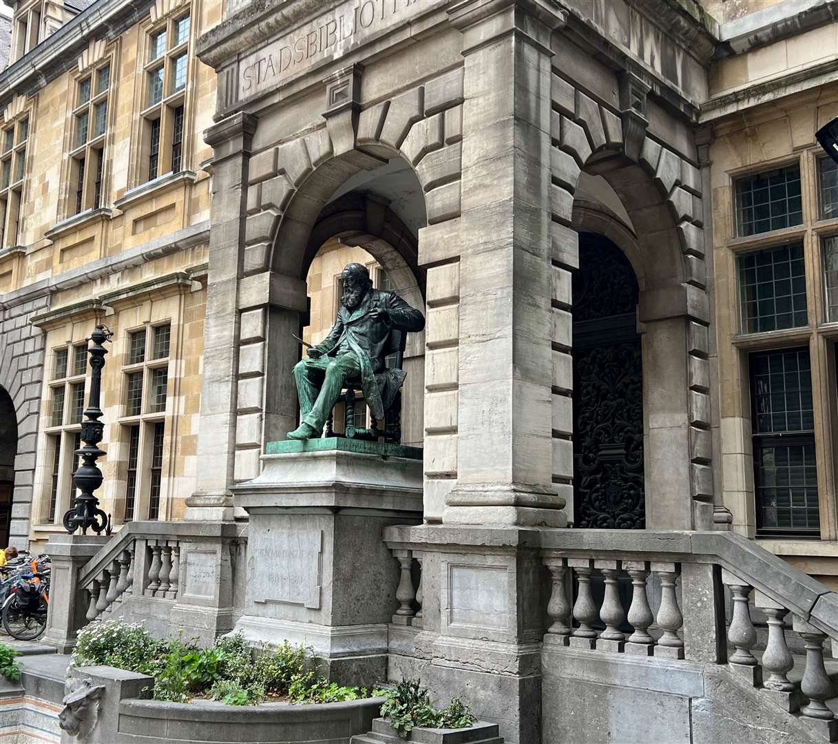 A statue of writer Hendrik Conscience dominates the main square