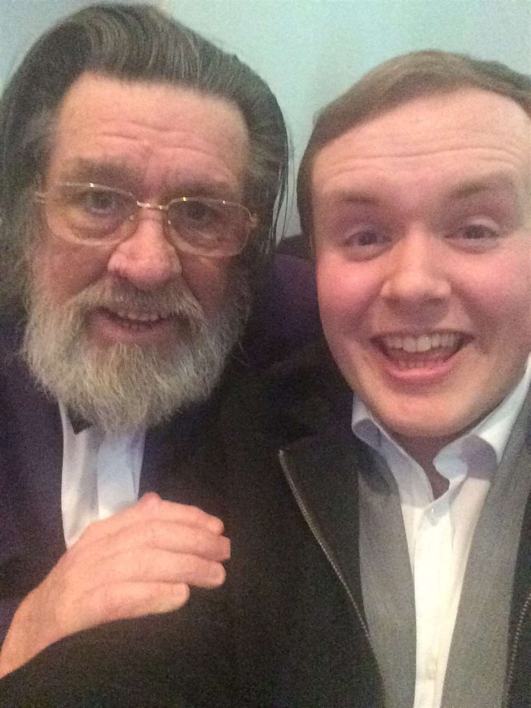 Perry with Ricky Tomlinson