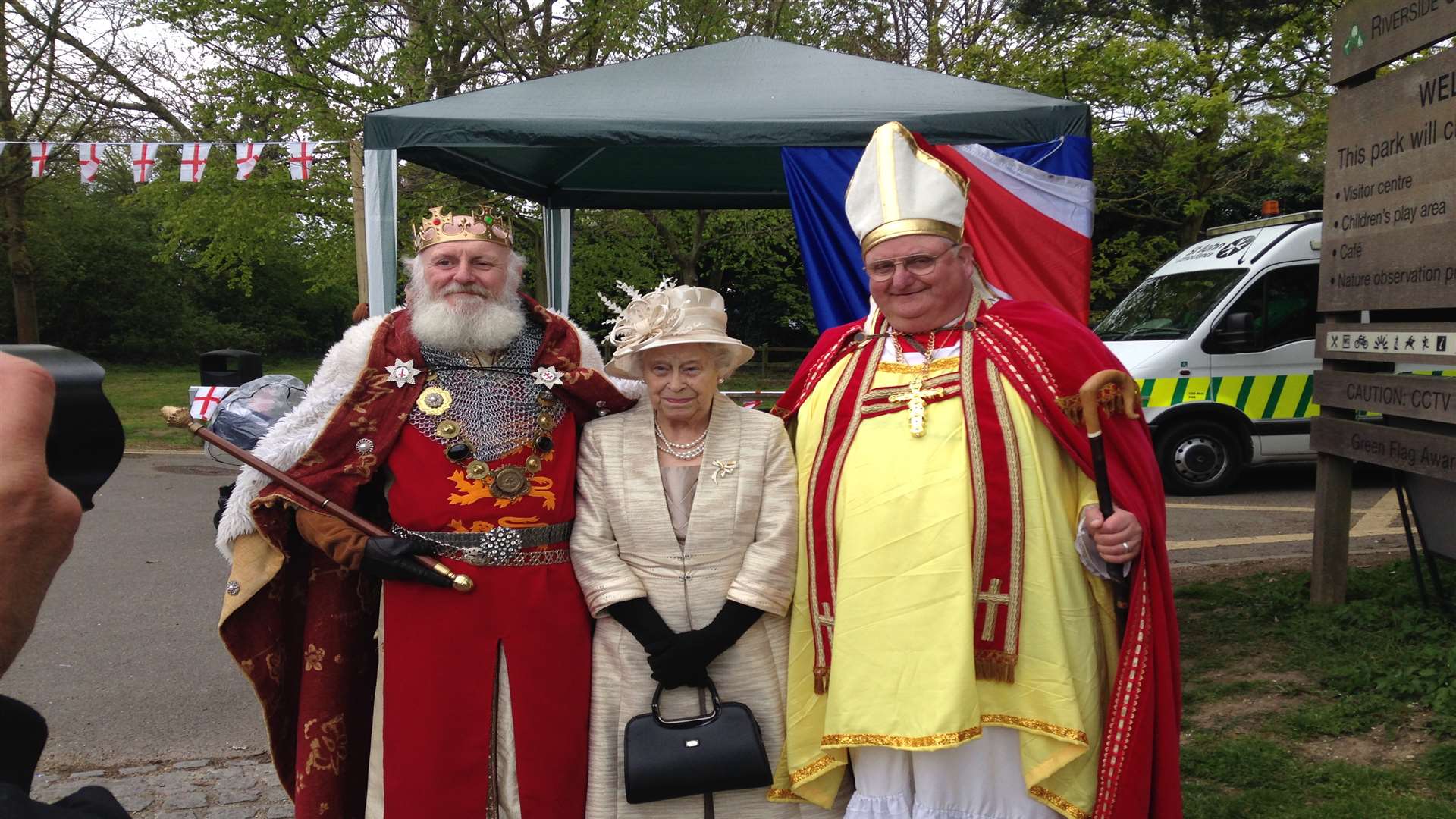 King George, The Queen and even an Archbishop were at the English Festival