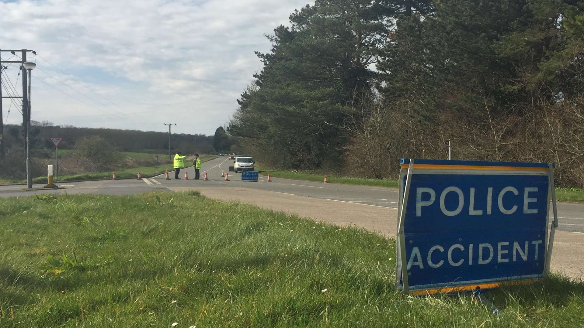 The A252 has been closed following a serious crash.