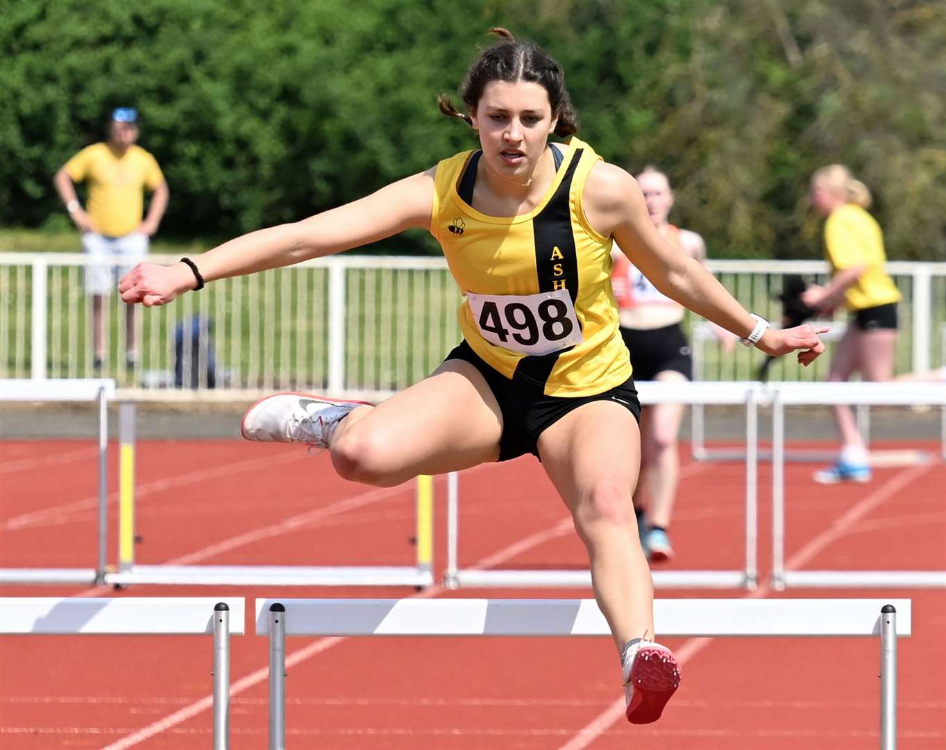 Aimee Hager (Ashford AC) was seventh in the Under-17 Women’s 300m hurdles. Picture: Simon Hildrew
